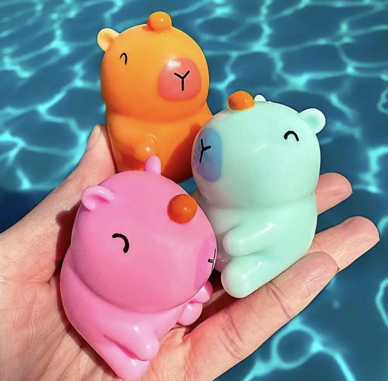 Sticky Bubble Bobblies Capybara