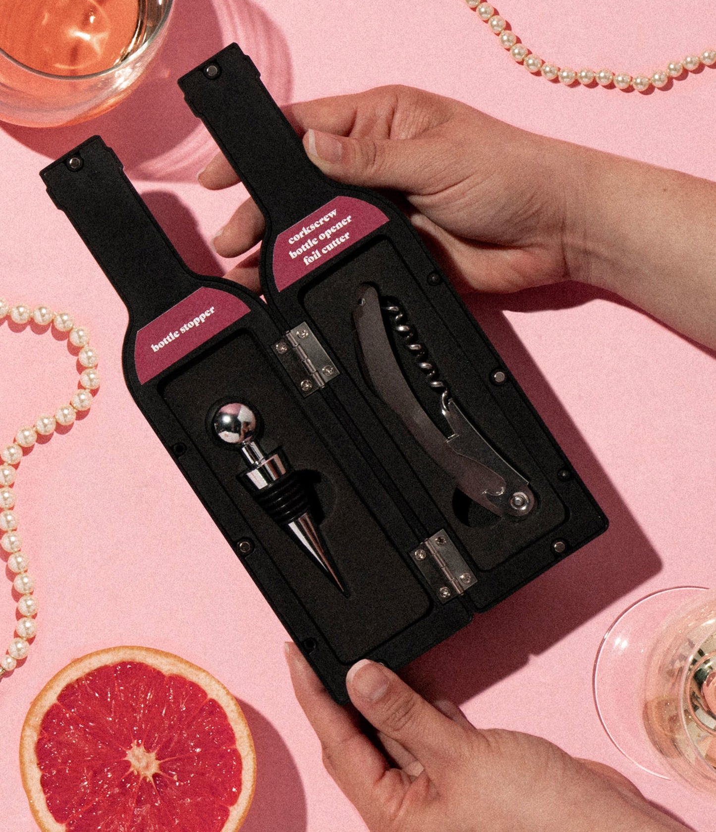 Moern Monkey Bottle Service Wine Accesorie Set