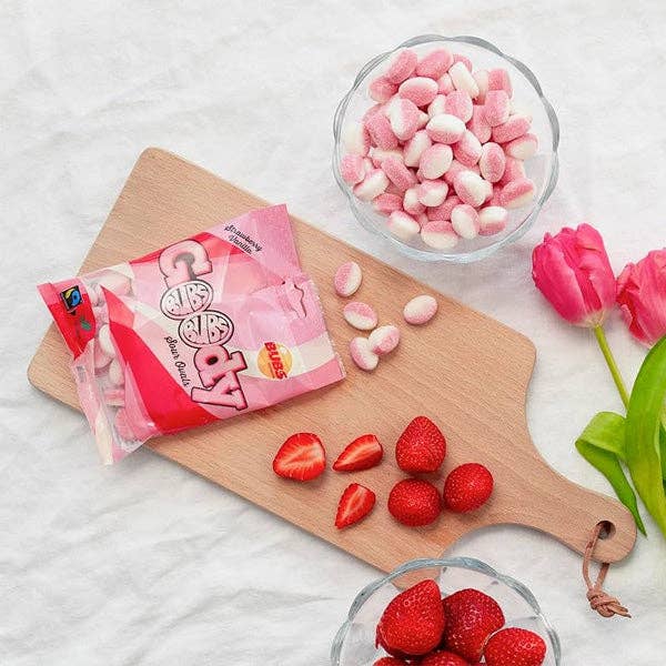 BUBS Godis: Sour Strawberry Vanilla Goody Ovals (3.17oz)