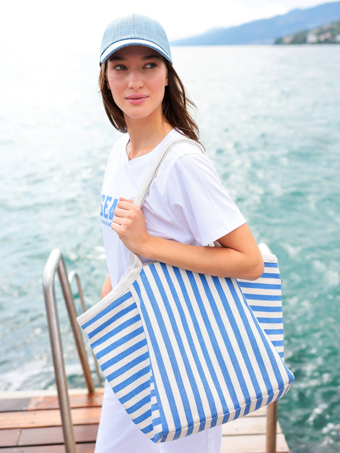 MORGAN BOXY TOTE