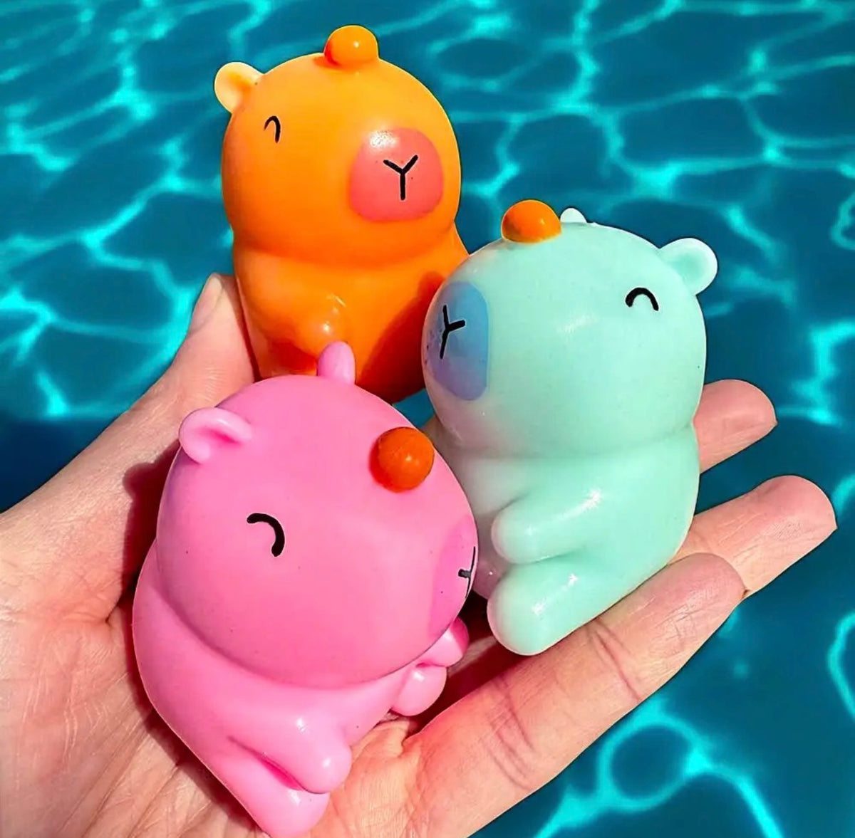 Sticky Bubble Bobblies Capybara