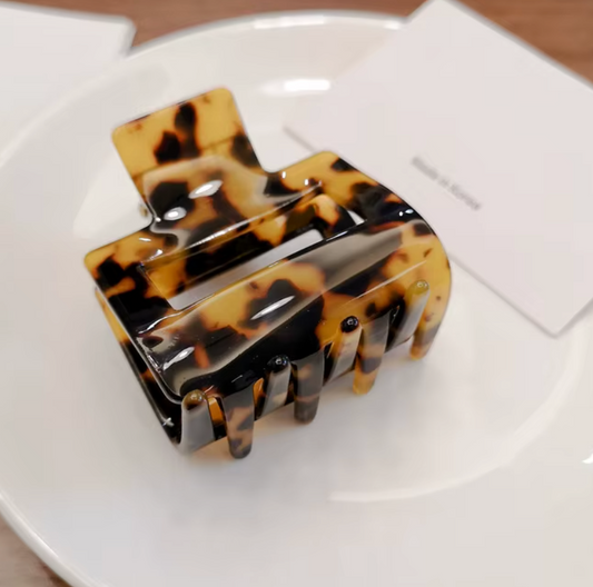 Classic Tortoise Rectangle Small Hair Claw