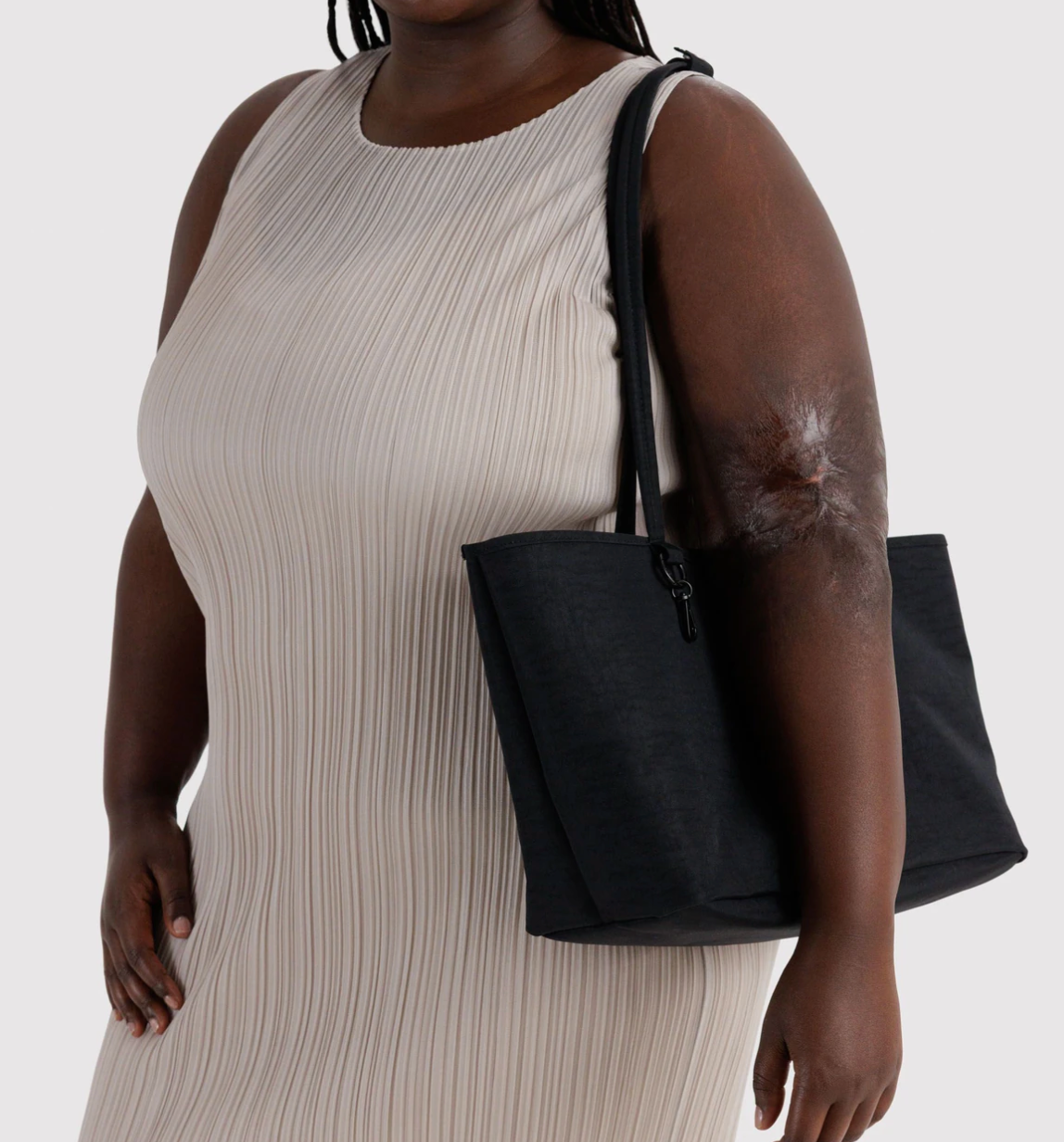 Medium Nylon Reversible Tote Black