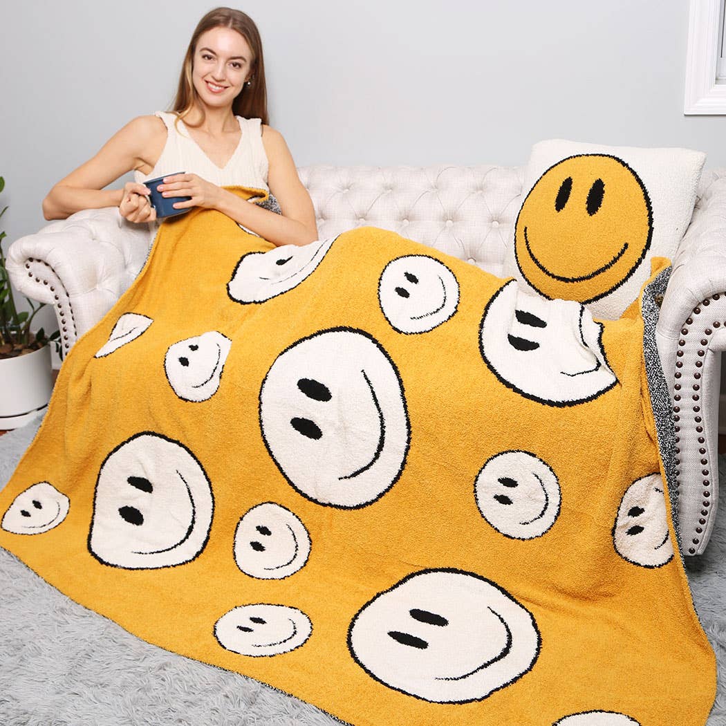 Happy Face Pattern Luxury Soft Throw Blanket