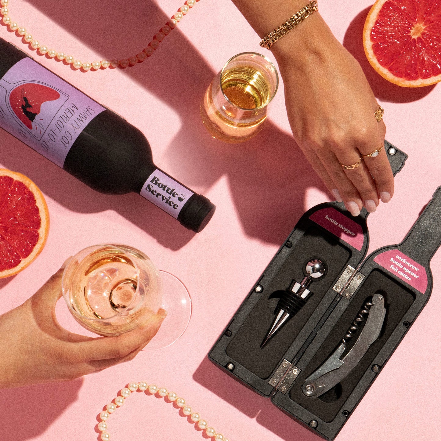 Moern Monkey Bottle Service Wine Accesorie Set